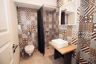 Апарт-отели House 22A Studio Apartments Каунас Номер-студио с балконом-6